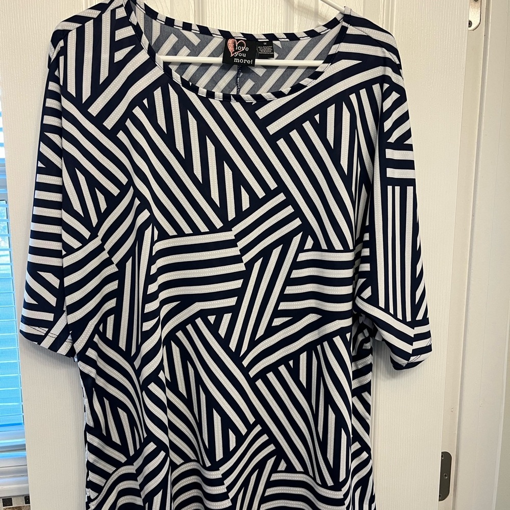Geometric Navy and White Short Sleeve Top and Wide Leg Pants